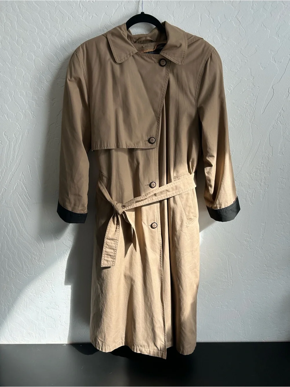 Women’s Size 10 Vintage London Fog Beige/Tan Classic Trench Coat with Belt - Picture 2 of 16